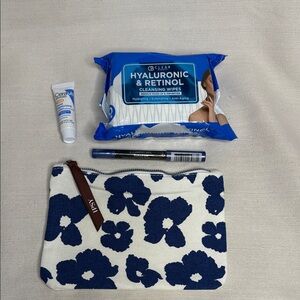 Ipsy Blue Floral Cometic Bundle